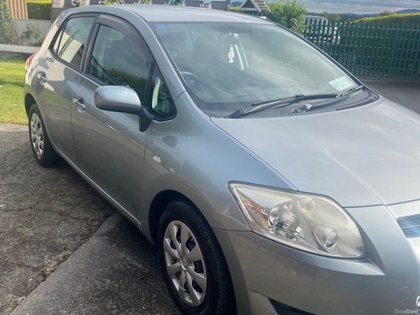 Toyota Auris Hatchback, Diesel, 2009, Grey