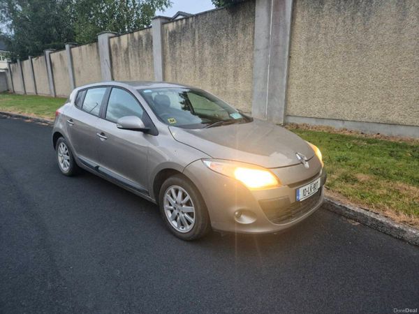 Renault Megane Hatchback, Diesel, 2010, Gold