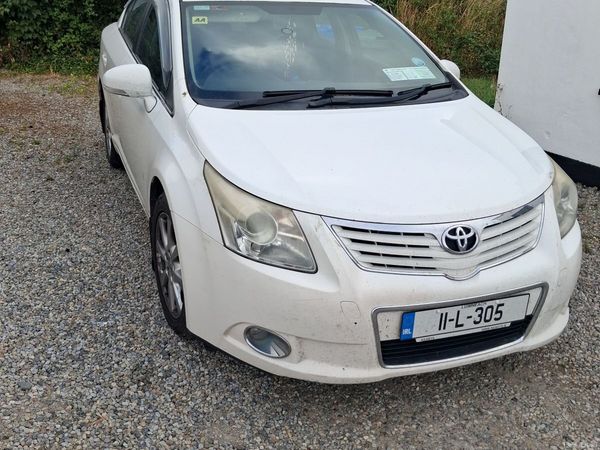 Toyota Avensis Saloon, Diesel, 2011, White