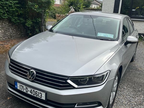 Volkswagen Passat Saloon, Diesel, 2017, Grey