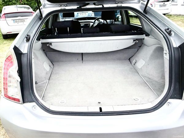 Toyota Prius Hatchback, Petrol Hybrid, 2014, Silver
