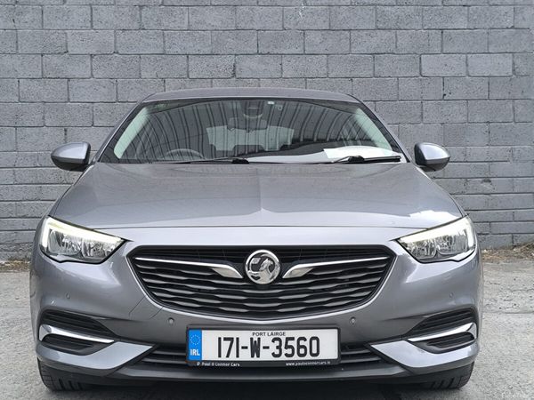 Vauxhall Insignia Hatchback, Diesel, 2017, Grey