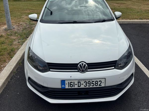 Volkswagen Polo Hatchback, Petrol, 2016, White