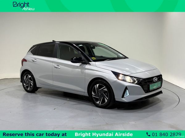 Hyundai i20 Hatchback, Petrol, 2023, Grey