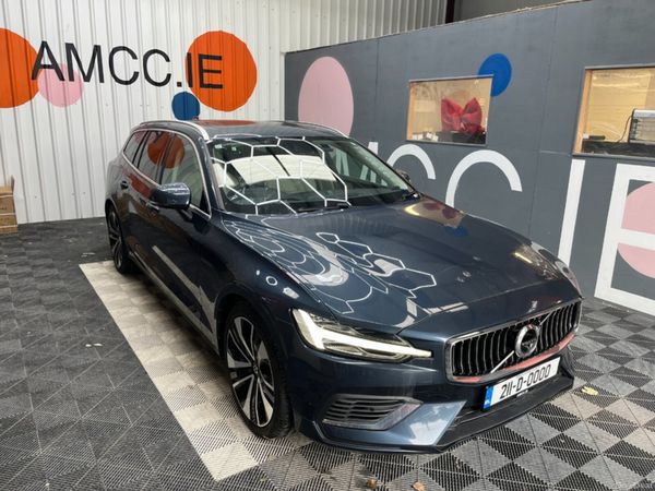 Volvo V60 Estate, Petrol, 2021, Blue
