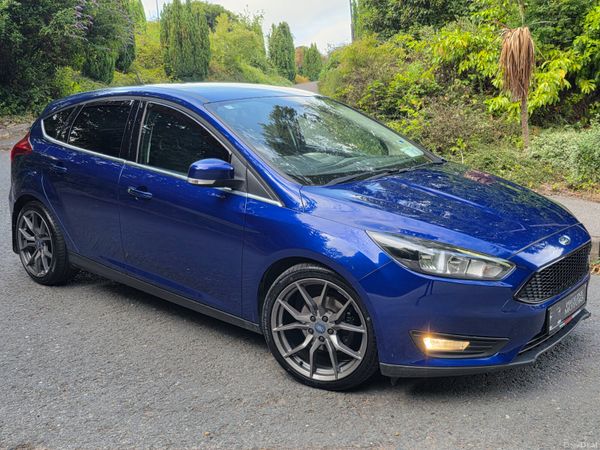 Ford Focus Hatchback, Diesel, 2016, Blue