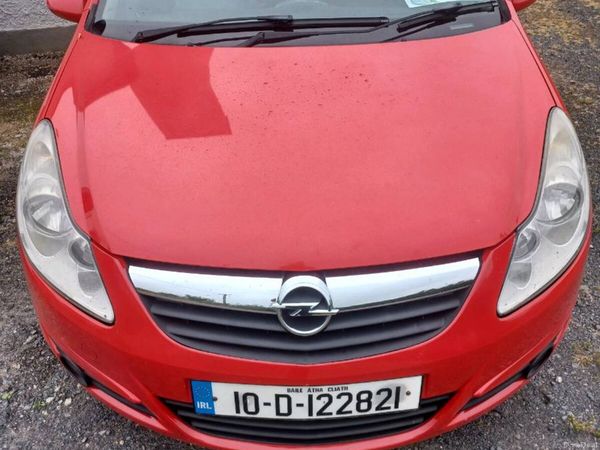 Vauxhall Corsa Hatchback, Diesel, 2010, Red