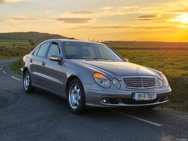 Mercedes-Benz C-Class Saloon, Petrol, 2008, Gold