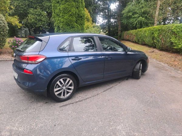 Hyundai i30 Hatchback, Diesel, 2017, Blue
