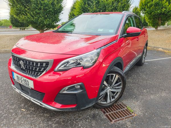 Peugeot 3008 MPV, Diesel, 2019, Red