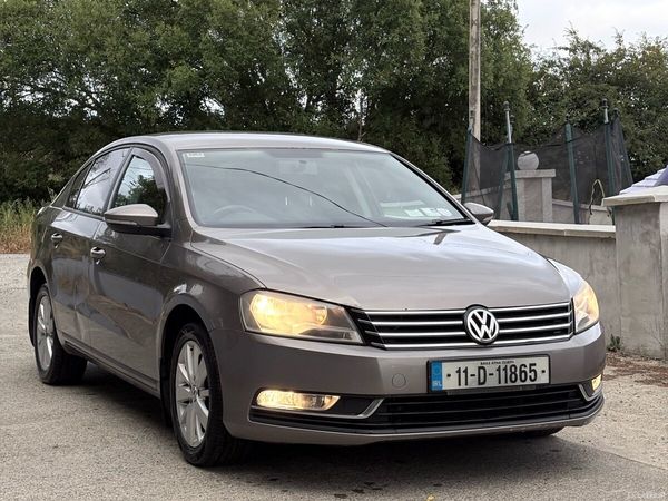 Volkswagen Passat Saloon, Diesel, 2011, Brown