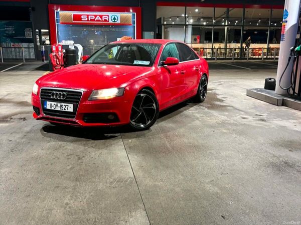 Audi A4 Saloon, Diesel, 2011, Red