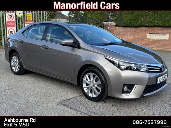 Toyota Corolla Saloon, Petrol, 2015, Bronze