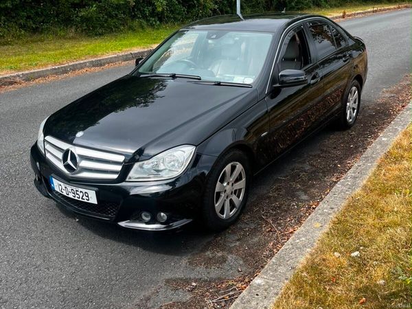 Mercedes-Benz C-Class Saloon, Diesel, 2012, Black