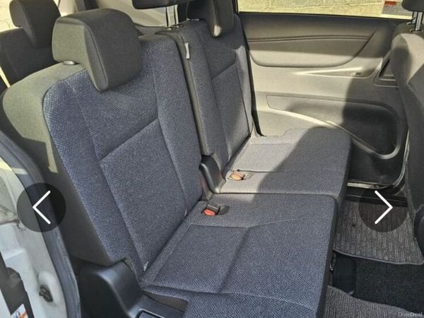 Toyota Sienta MPV, Petrol, 2016, White