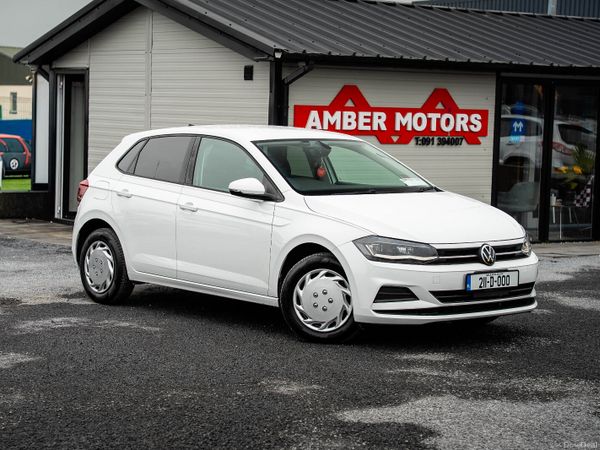 Volkswagen Polo Hatchback, Petrol, 2021, White