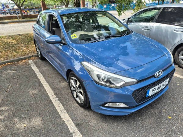 Hyundai i20 Hatchback, Diesel, 2015, Blue