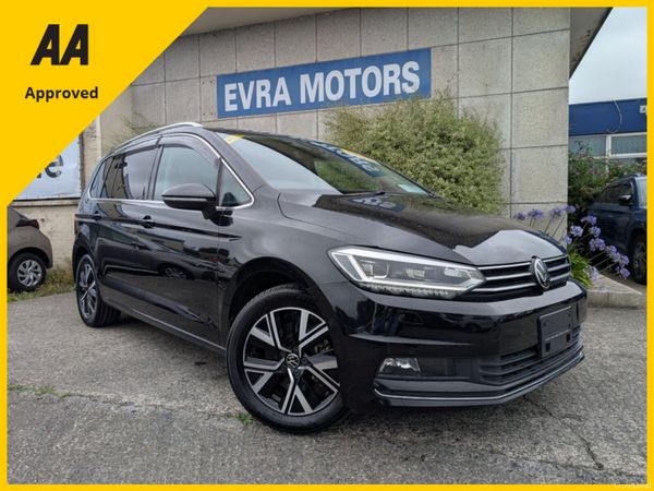 Volkswagen Touran MPV, Diesel, 2023, Black