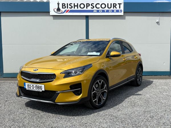 Kia XCeed Hatchback, Petrol, 2019, Yellow