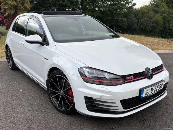 Volkswagen Golf Estate, Petrol, 2016, White
