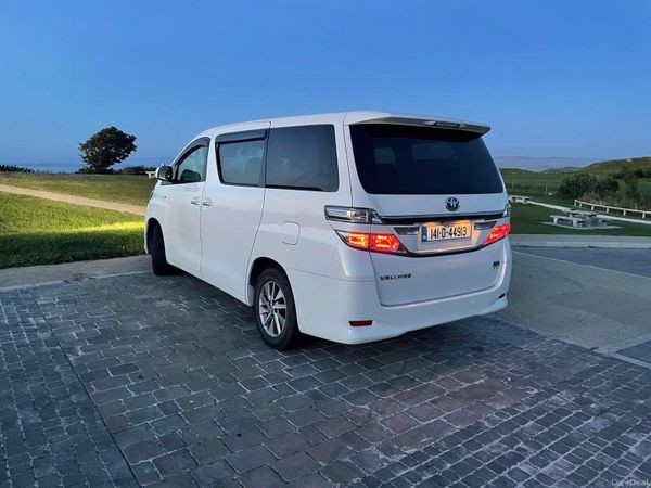 Toyota Vellfire MPV, Petrol Hybrid, 2014, White