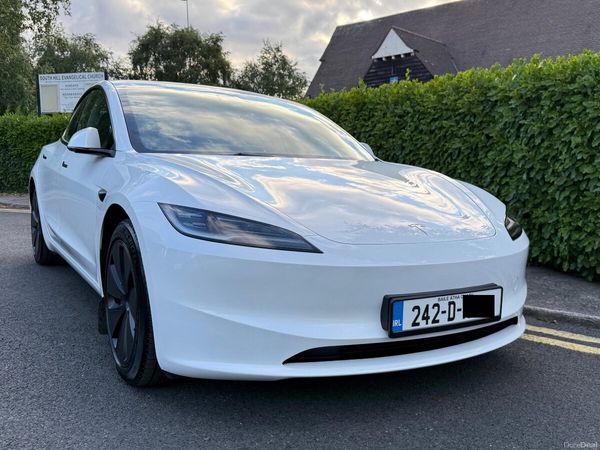 Tesla Model 3 Saloon, Electric, 2024, White