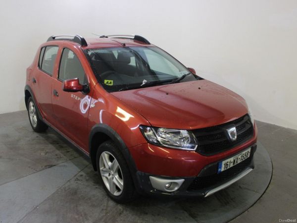 Dacia Sandero Stepway Hatchback, Diesel, 2016, Red