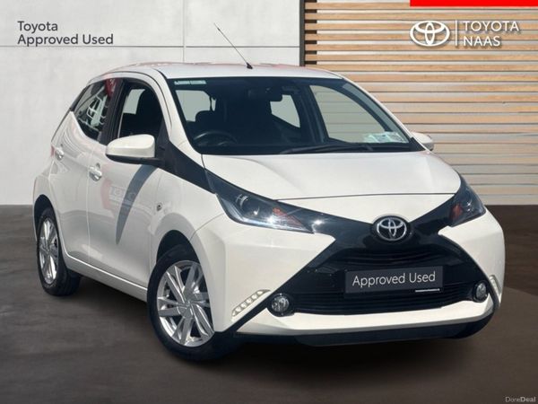 Toyota Aygo Hatchback, Petrol, 2016, White