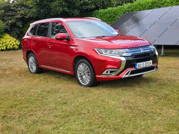 Mitsubishi Outlander SUV, Petrol Plug-in Hybrid, 2018, Red