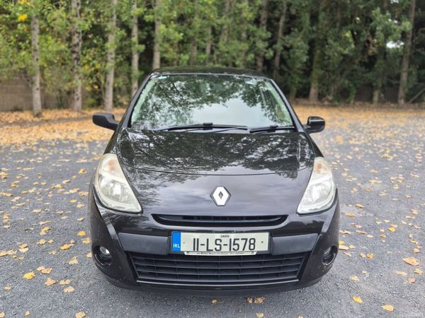 Renault Clio Hatchback, Petrol, 2011, Black