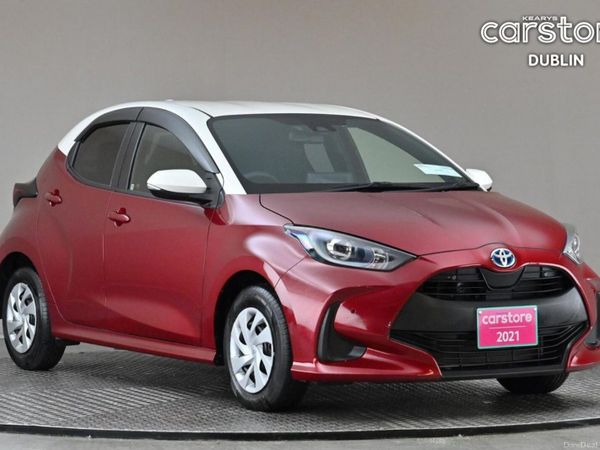 Toyota Yaris Hatchback, Petrol Hybrid, 2021, Red