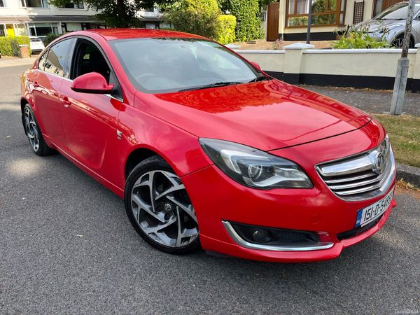 Vauxhall Insignia Saloon, Diesel, 2015, Red