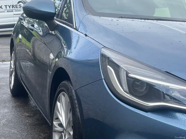 Opel Astra Hatchback, Diesel, 2016, Blue