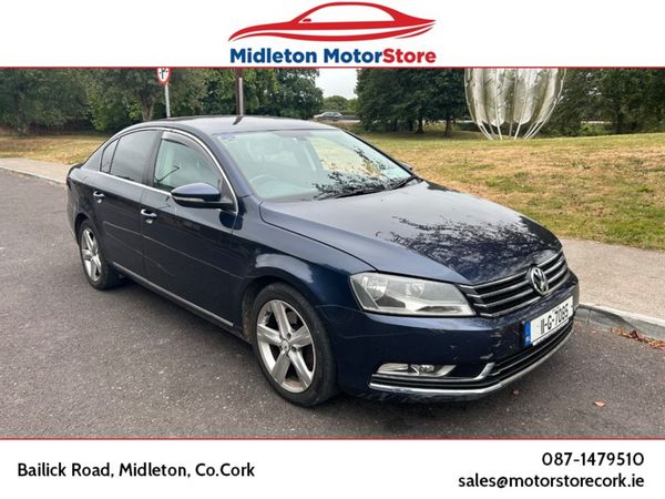 Volkswagen Passat Saloon, Diesel, 2011, Blue