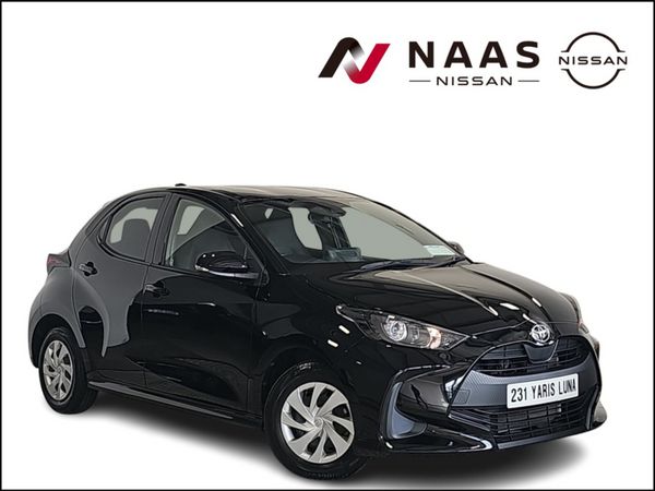 Toyota Yaris Hatchback, Petrol Hybrid, 2023, Black