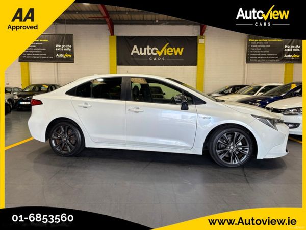 Toyota Corolla Saloon, Petrol, 2020, White