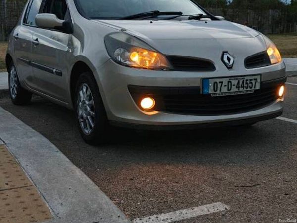Renault Clio Hatchback, Petrol, 2007, Yellow