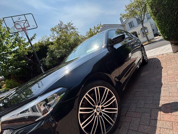 BMW 5-Series Saloon, Petrol Plug-in Hybrid, 2017, Black