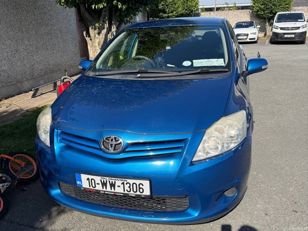 Toyota Auris Hatchback, Diesel, 2010, Blue