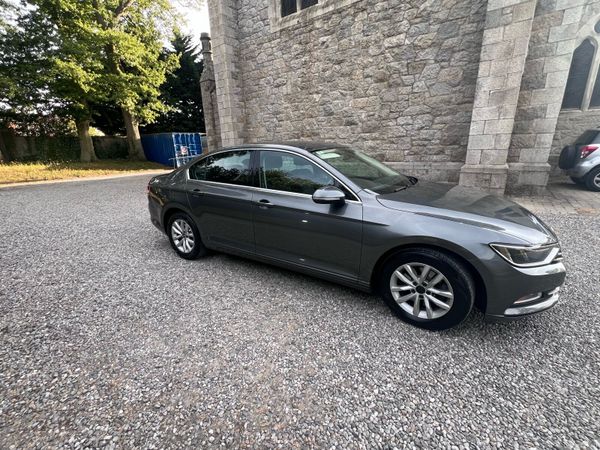 Volkswagen Passat Saloon, Diesel, 2015, Grey