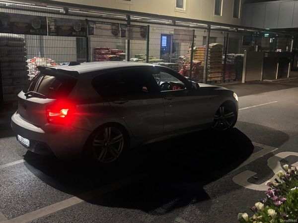 BMW 1-Series Estate, Diesel, 2012, Silver