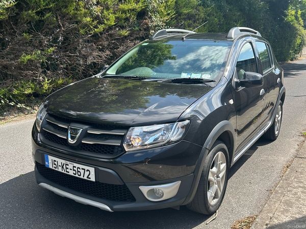 Dacia Sandero Stepway Hatchback, Diesel, 2015, Black