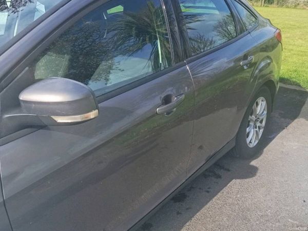 Ford Focus Saloon, Diesel, 2014, Brown