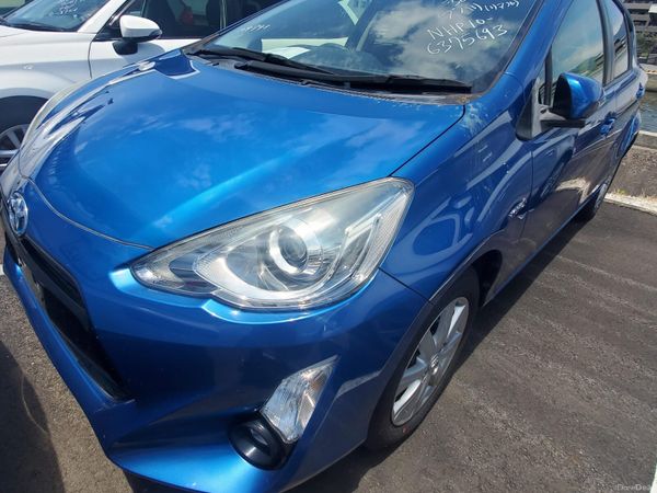 Toyota Aqua Hatchback, Petrol Hybrid, 2015, Blue