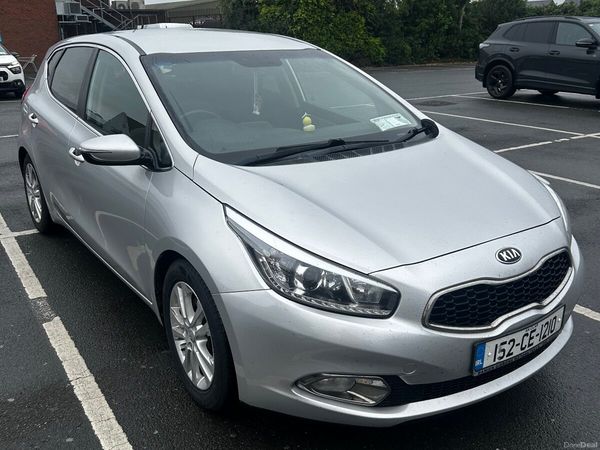 Kia Ceed Hatchback, Diesel, 2015, Silver