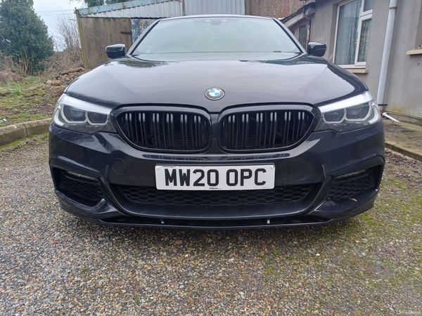 BMW 5-Series Saloon, Diesel Hybrid, 2020, Black