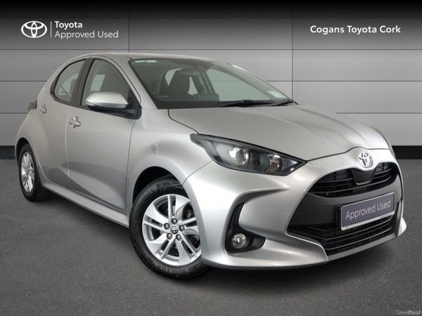 Toyota Yaris Hatchback, Petrol, 2023, Grey