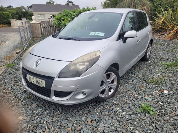 Renault Scenic MPV, Diesel, 2010, Silver