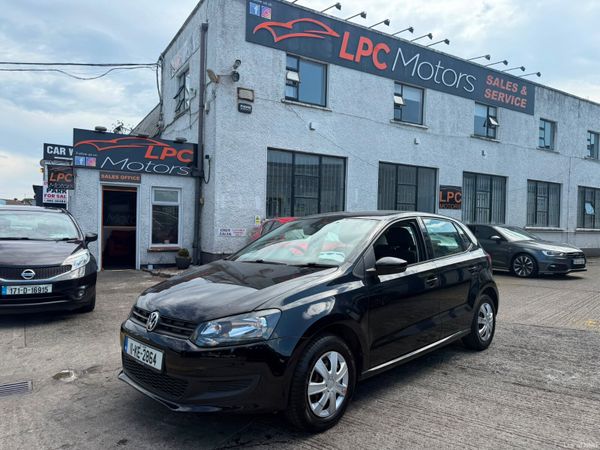 Volkswagen Polo Hatchback, Petrol, 2011, Black