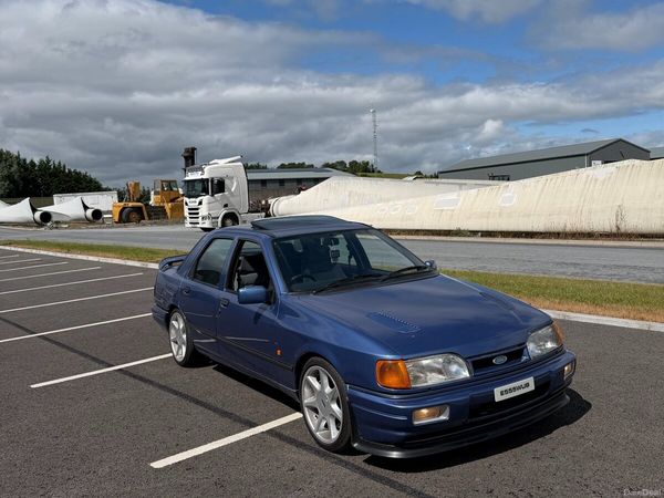 Ford Sierra Saloon, Petrol, 1988, Blue